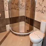 Hotel Biдень *