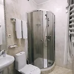 Biдень Hotel *