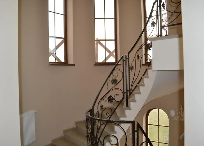 호텔 Biдень 리비프